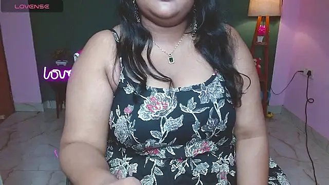 Snapshot of Naughty_Ayesha1 chatting on 10-31-25, 07:26 Naughty Ayesha1 online show from 10-31-25, 07:26