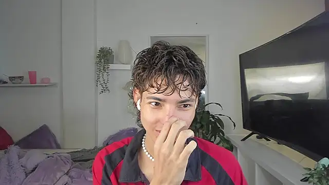 Snapshot of santy-kitty chatting on 11-22-25, 10:31 santy-kitty online show from 11-22-25, 10:31