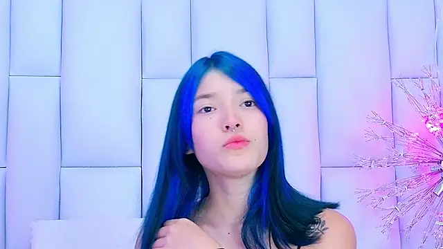 AlliciaKim online show from 03-04-25, 07:11