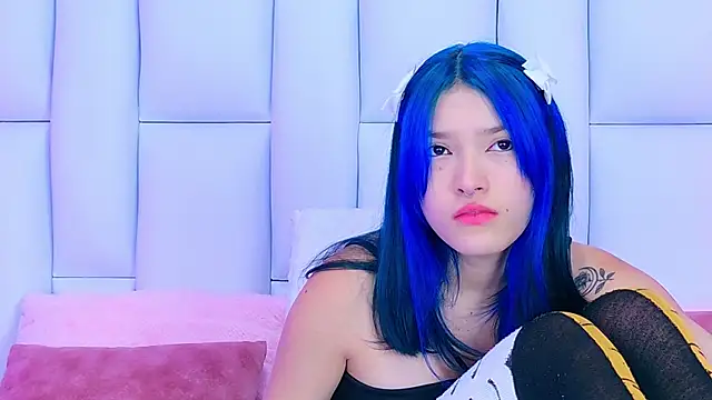 AlliciaKim online show from 03-05-25, 07:06