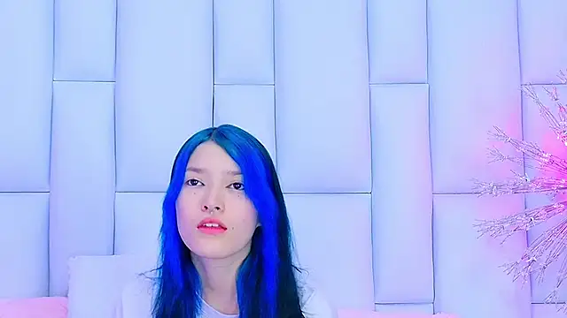 AlliciaKim online show from 03-07-25, 07:16