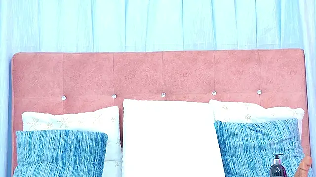 AlliciaKim online show from 10-31-25, 07:26