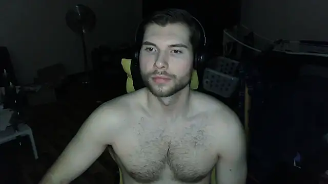 Snapshot of Ironman220 chatting on 03-12-26, 05:57 Ironman220 online show from 03-12-26, 05:57