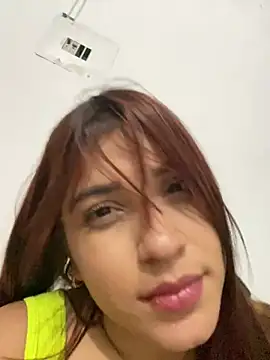 perlita05 online show from 02-25-25, 02:25