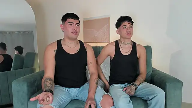 MatheoVelez online show from 02-28-25, 03:04