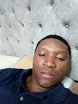 Snapshot of Elchicomiel chatting on 12-02-24, 10:01 Elchicomiel online show from 12-02-24, 10:01