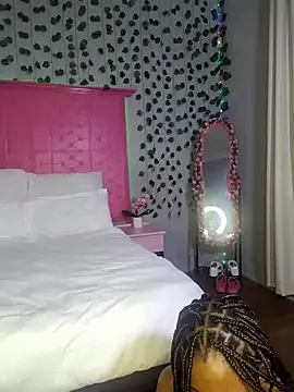 02Boitybaby online show from 06-23-26, 06:39