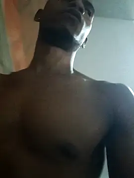 MAXIMO JHONS online show from 10-08-25, 03:04