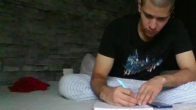 Sexylatin64 online show from 04-17-26, 12:41