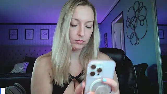 lucyallen4201 online show from 03-13-25, 05:39