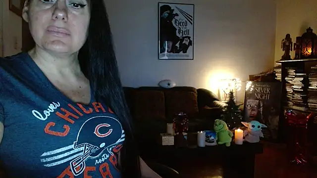 mandaloriangirls online show from 12-19-25, 06:59