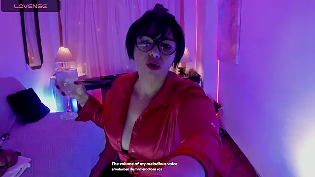 Snapshot of Venus_R0se chatting on 04-12-26, 10:59 Venus R0se online show from 04-12-26, 10:59
