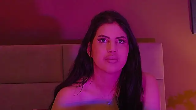 GiuliaHarvey online show from 02-02-25, 06:15