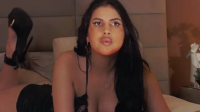 GiuliaHarvey online show from 02-04-25, 08:24