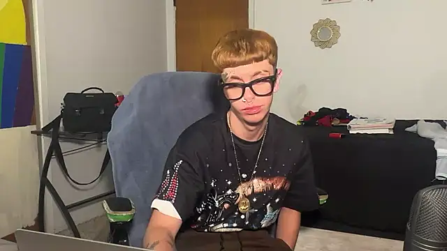 twentywithafelonyy online show from 11-08-25, 10:37