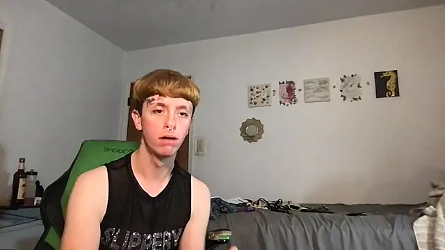 twentywithafelonyy online show from 12-17-25, 06:47