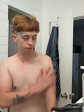 Snapshot of twentywithafelonyy chatting on 07-21-26, 03:58 twentywithafelonyy online show from 07-21-26, 03:58