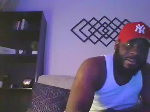 Stayinalive1992 online show from 12-31-24, 07:10