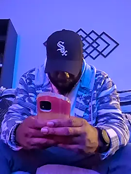 Stayinalive1992 online show from 01-21-25, 07:15