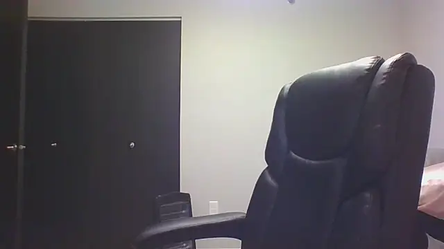 Stayinalive1992 online show from 03-29-26, 03:17