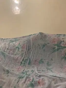 Snapshot of Layla-daloua chatting on 09-23-25, 05:49 Layla-daloua online show from 09-23-25, 05:49