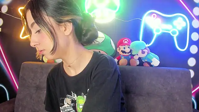 Snapshot of ParisFox_ chatting on 01-14-25, 11:37 ParisFox online show from 01-14-25, 11:37