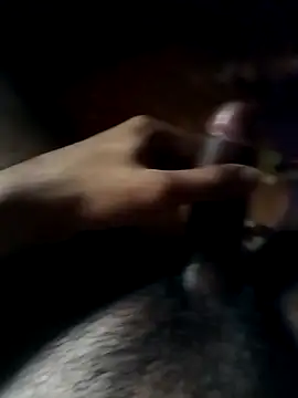 Snapshot of sanju599 chatting on 11-23-25, 08:58 sanju599 online show from 11-23-25, 08:58