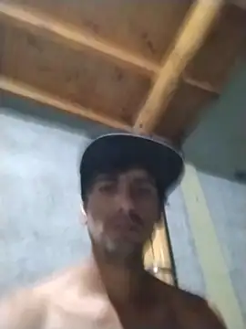 Snapshot of davicitos chatting on 02-20-26, 12:29 davicitos online show from 02-20-26, 12:29