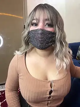 Snapshot of belquiis chatting on 01-12-25, 01:05 belquiis online show from 01-12-25, 01:05