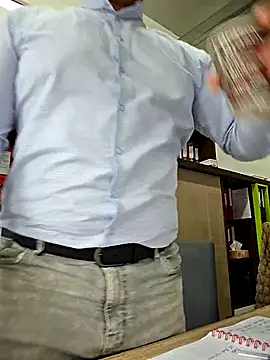 Snapshot of KarlosCarutox chatting on 09-10-25, 11:10 KarlosCarutox online show from 09-10-25, 11:10