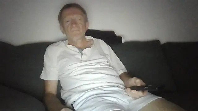 naturiste974 online show from 06-16-26, 08:00
