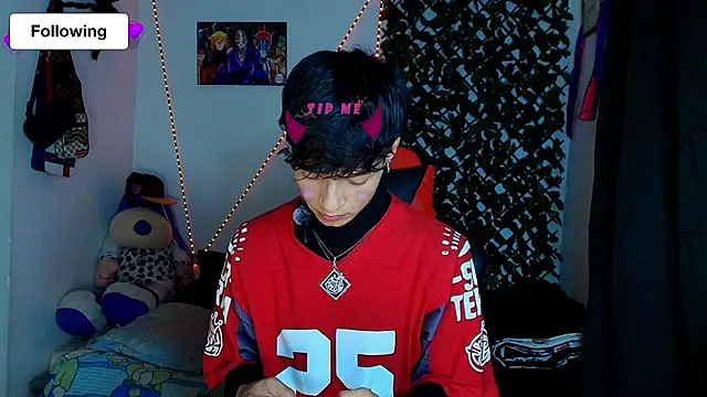 twink sebas  online show from 02-26-25, 04:25