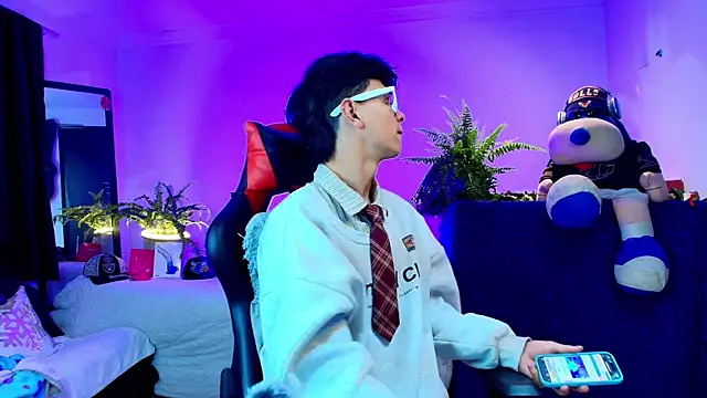 twink sebas  online show from 10-12-25, 07:18