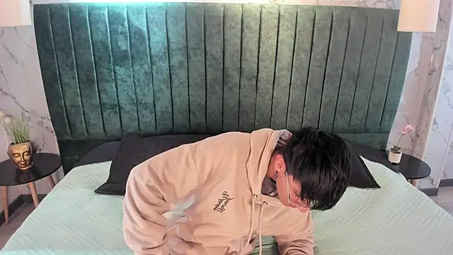 Andy Joy  online show from 10-09-25, 11:30