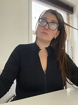 Snapshot of Miss_Stassi chatting on 12-18-24, 02:17 Miss Stassi online show from 12-18-24, 02:17