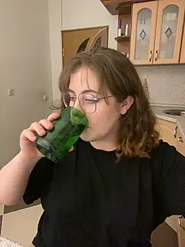 cinnabon  online show from 01-20-25, 04:34