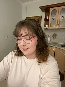 cinnabon  online show from 02-14-25, 02:44