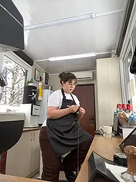 cinnabon  online show from 02-18-25, 09:21