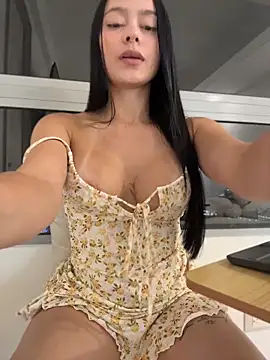 Snapshot of rubyhill_2711 chatting on 05-10-26, 01:11 rubyhill 2711 online show from 05-10-26, 01:11