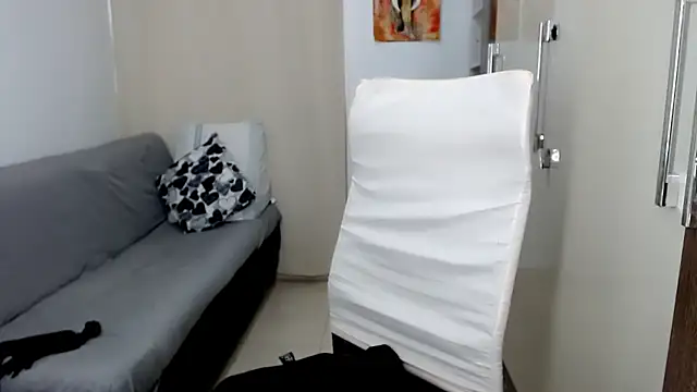 Laura-pervert online show from 10-28-25, 10:12