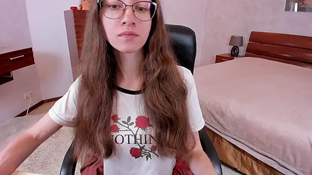 Pantyhose Mila online show from 10-17-25, 07:16