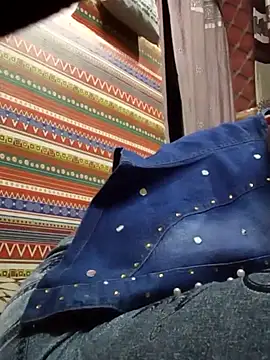 Snapshot of Tameesh_sexy_mistress chatting on 03-22-25, 09:56 Tameesh sexy mistress online show from 03-22-25, 09:56