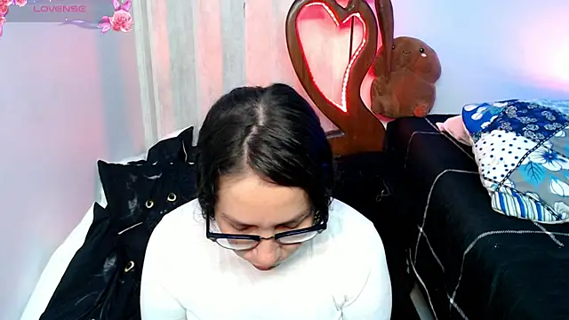 naihroby online show from 04-24-26, 02:14