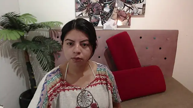CarolineBrunx online show from 03-07-25, 04:02