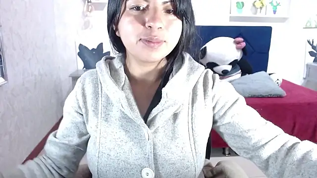 CarolineBrunx online show from 11-21-25, 04:00