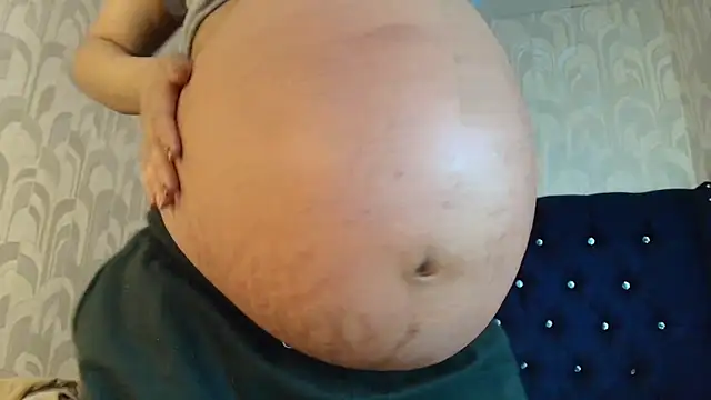 CarolineBrunx online show from 04-21-26, 11:18