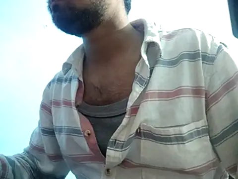 Ishan003 online show from 12-16-25, 03:39