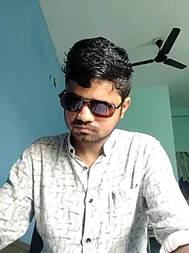 Snapshot of Ishan003 chatting on 06-08-26, 05:19 Ishan003 online show from 06-08-26, 05:19