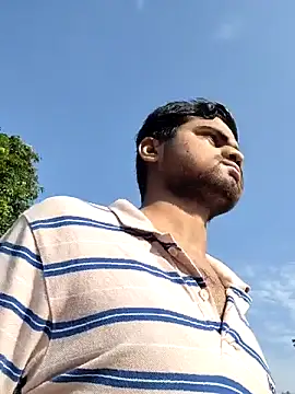 Snapshot of Ishan003 chatting on 06-25-26, 02:33 Ishan003 online show from 06-25-26, 02:33