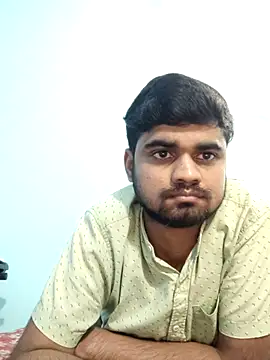 Snapshot of Ishan003 chatting on 07-12-26, 04:31 Ishan003 online show from 07-12-26, 04:31